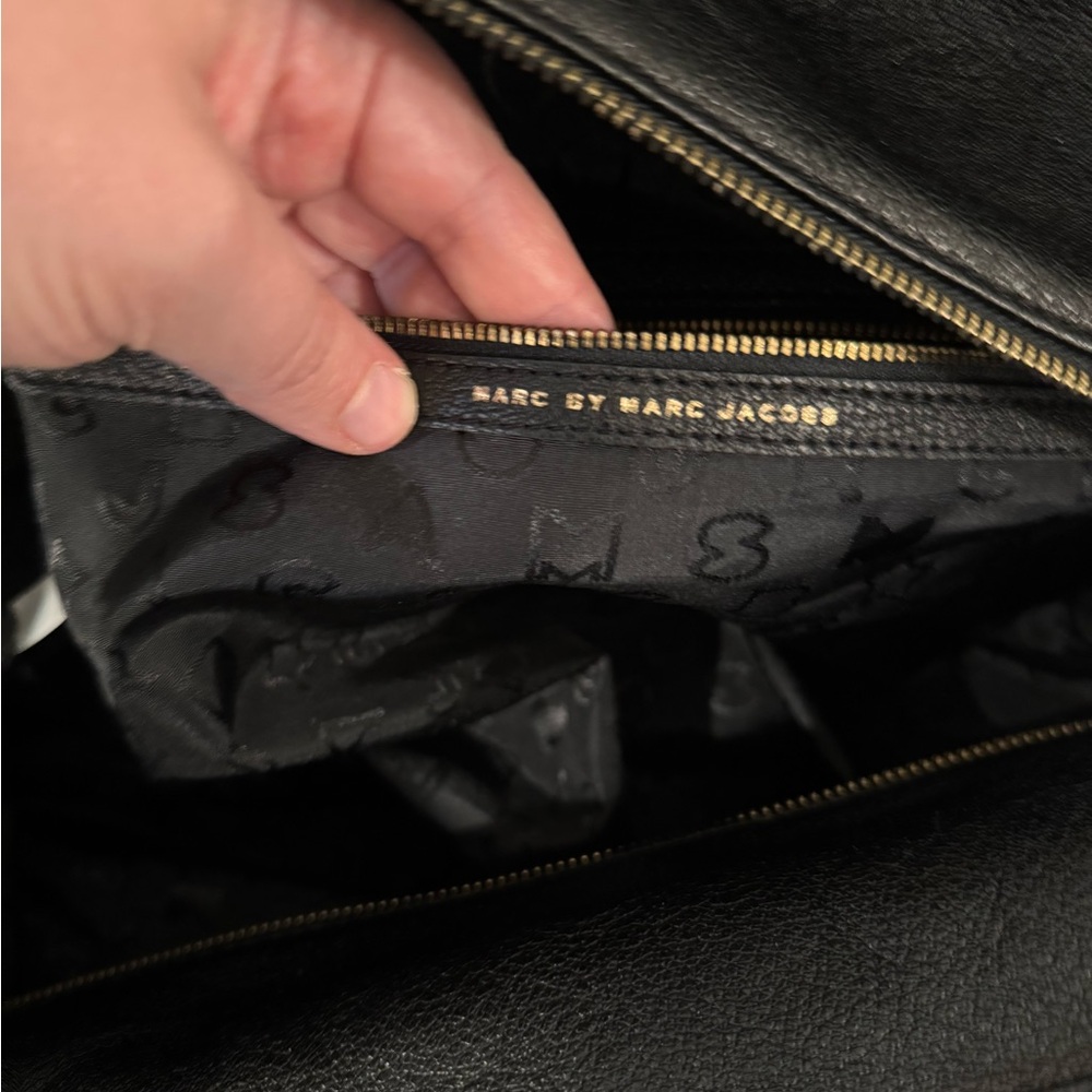 MARC by Marc Jacobs Black Leather Tote Bag - Picture 12 of 13